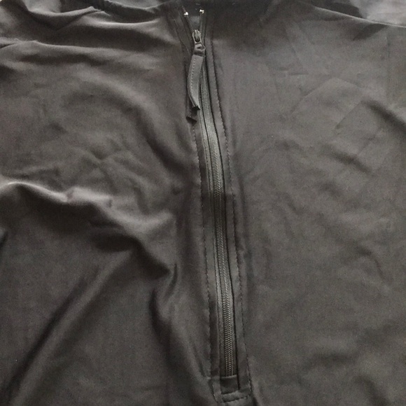 Basic Top - Picture 3 of 3